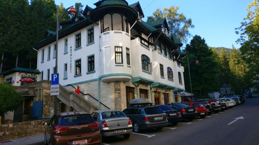 Hotel Tantzi Sinaia Exterior foto